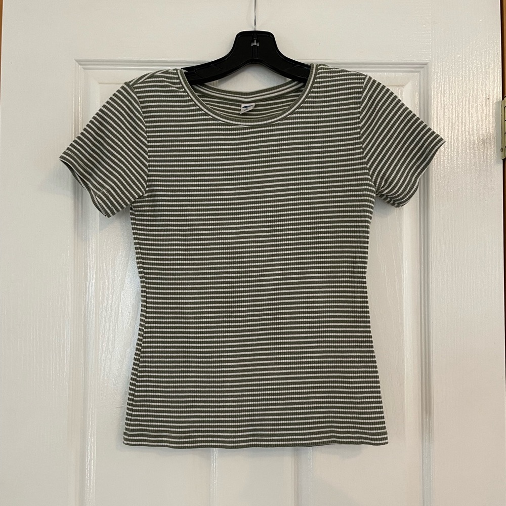 Old Navy Ribbed Fit Tee